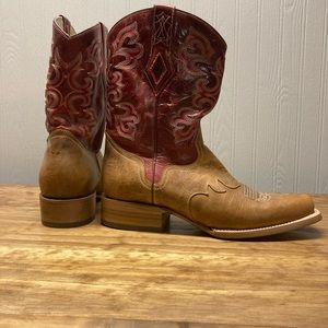 Square top cowboy boots